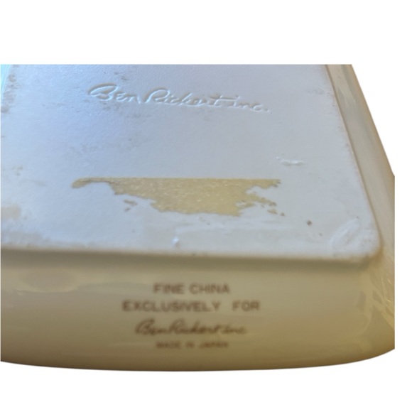 Floral Rectangular Plate - Picture 3 of 3